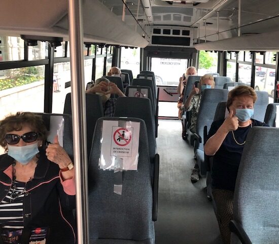 transport pour vaccination pour la covid-19 à l'aide des minibus des résidences soleill